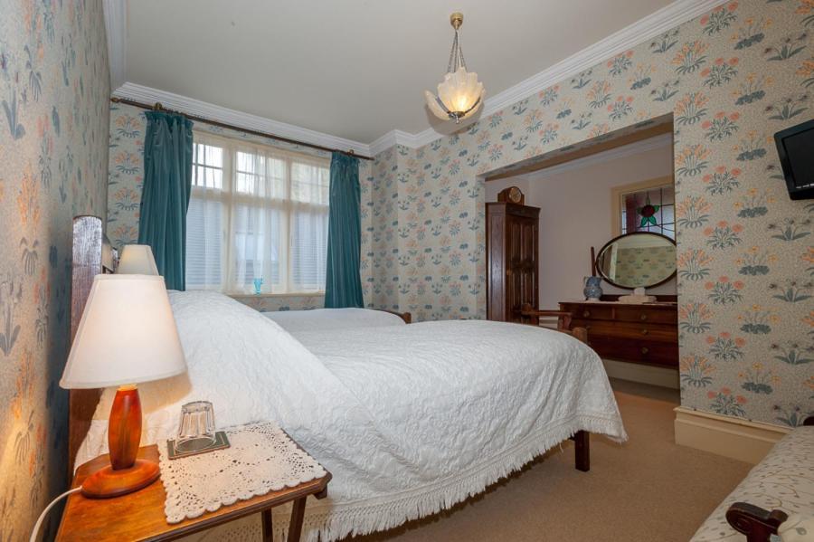 לינה וארוחת בוקר Llanwrtyd Wells Ardwyn House חדר תמונה